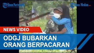 Viral Remaja Lagi Asik Pacaran Dibubarkan ODGJ