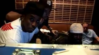 T Pain   In Studio with T Pain & Diddy  Hittin  Buttons