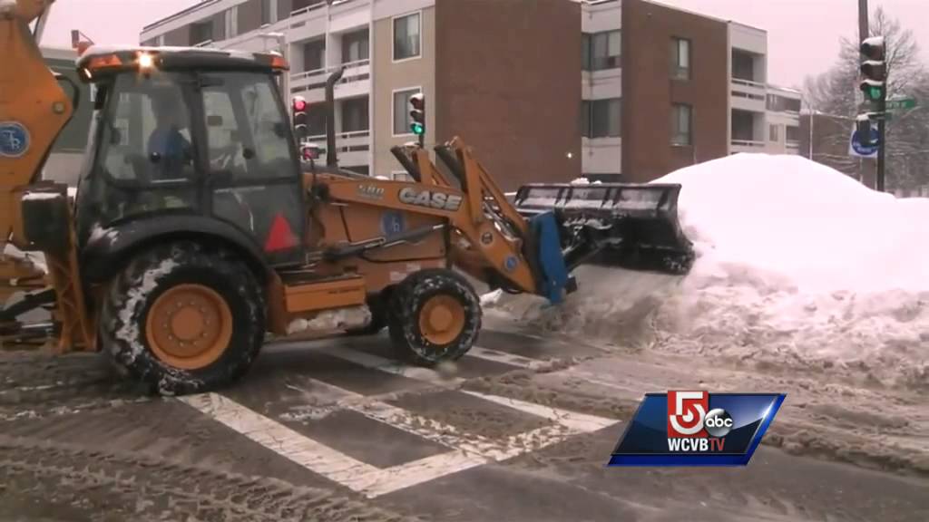 Storm cleanup underway in South Boston - YouTube