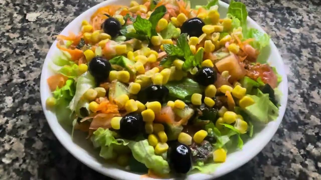 سلطة الخس التركية #TastyBite