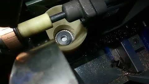 Automatic unloading after commutator slotting