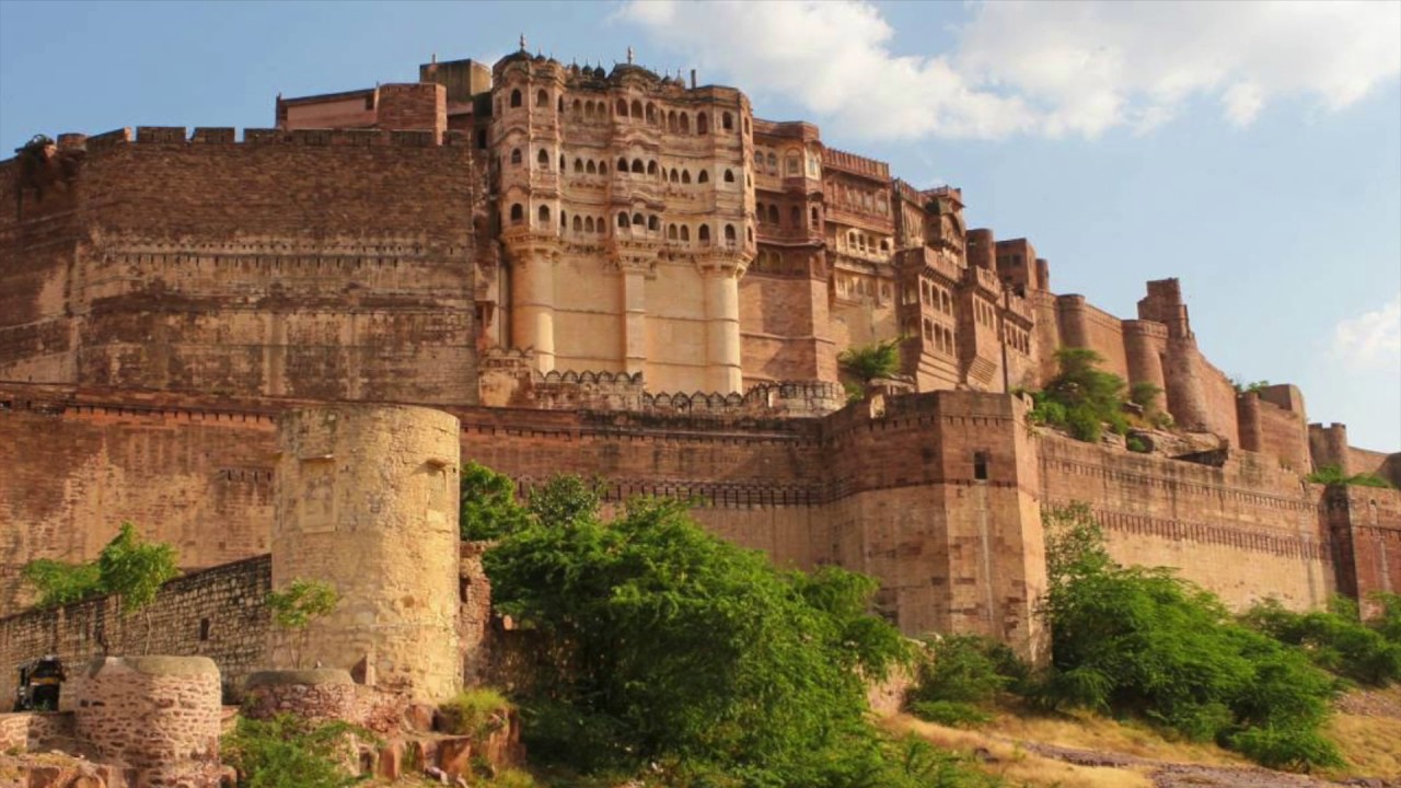 Fort world. Форт Мехрангарх Джодхпур. Мехрангарх Раджастхан. Крепость Мехрангарх Индия. Мехрангарх (штат Раджастхан, г. Джодхпур).