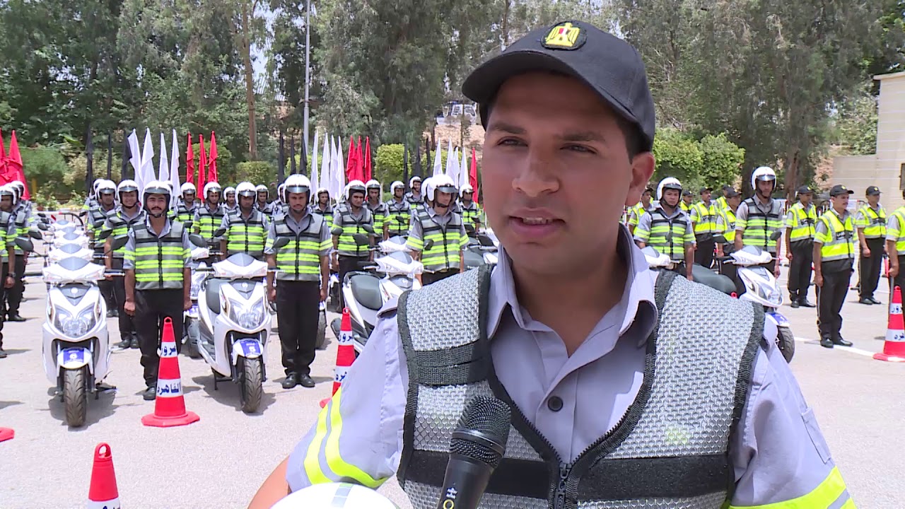 الإستعانة بمجندين من حملة المؤهلات العليا لتنظيم حركة المرور