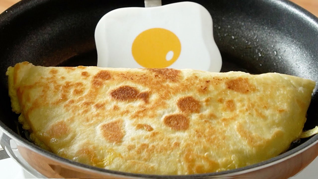⁣빠르게 아침 만들기! 양배추와 달걀로 만드는 또띠아 요리/ 에그 퀘사디아 / 간단한 레시피