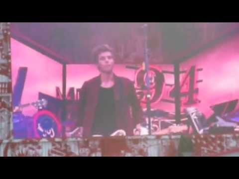 Amnesia (Live) - 5 Seconds of Summer at Wembley Stadium 07/06/14