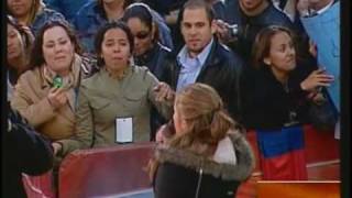 Shakira - Underneath your clothes Today Show (04-28-06)