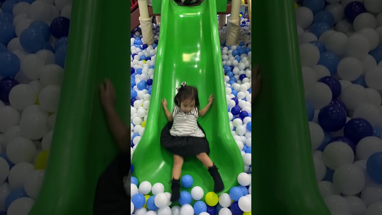 Little Adventures at Kidzoona with Calliope