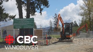 New housing project for from Ahousaht First Nation being built thanks to an old custom by CBC Vancouver 739 views 4 days ago 3 minutes, 39 seconds