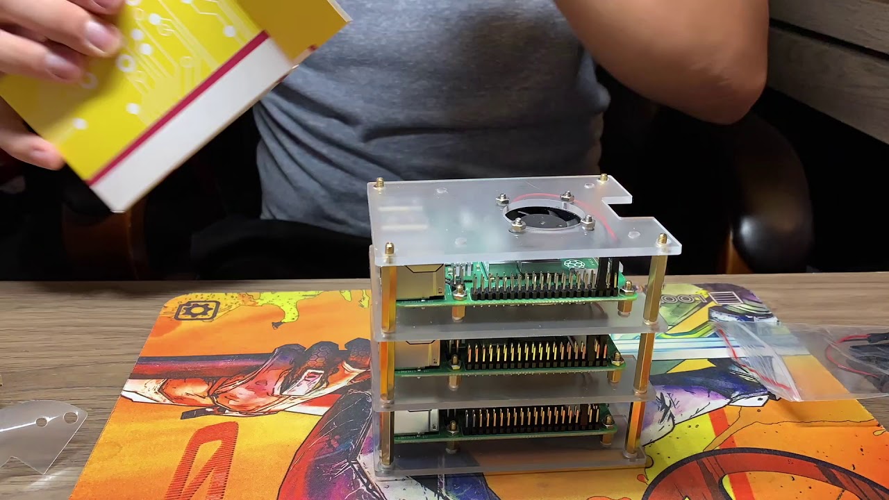 Raspberry Pi 4 Cluster in Timelapse