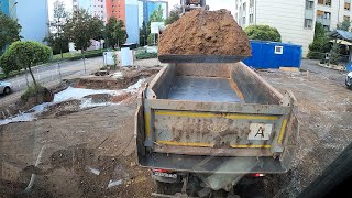 Parkplatz Rückbau und Neugestaltung mit einem Liebherr Bagger Mobilbagger A920 Tiltrotator