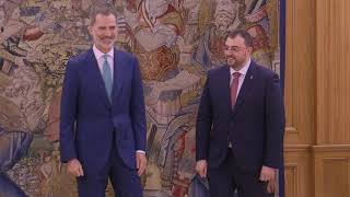 S M  el Rey recibe en audiencia al presidente de Asturias, Adrián Barbón