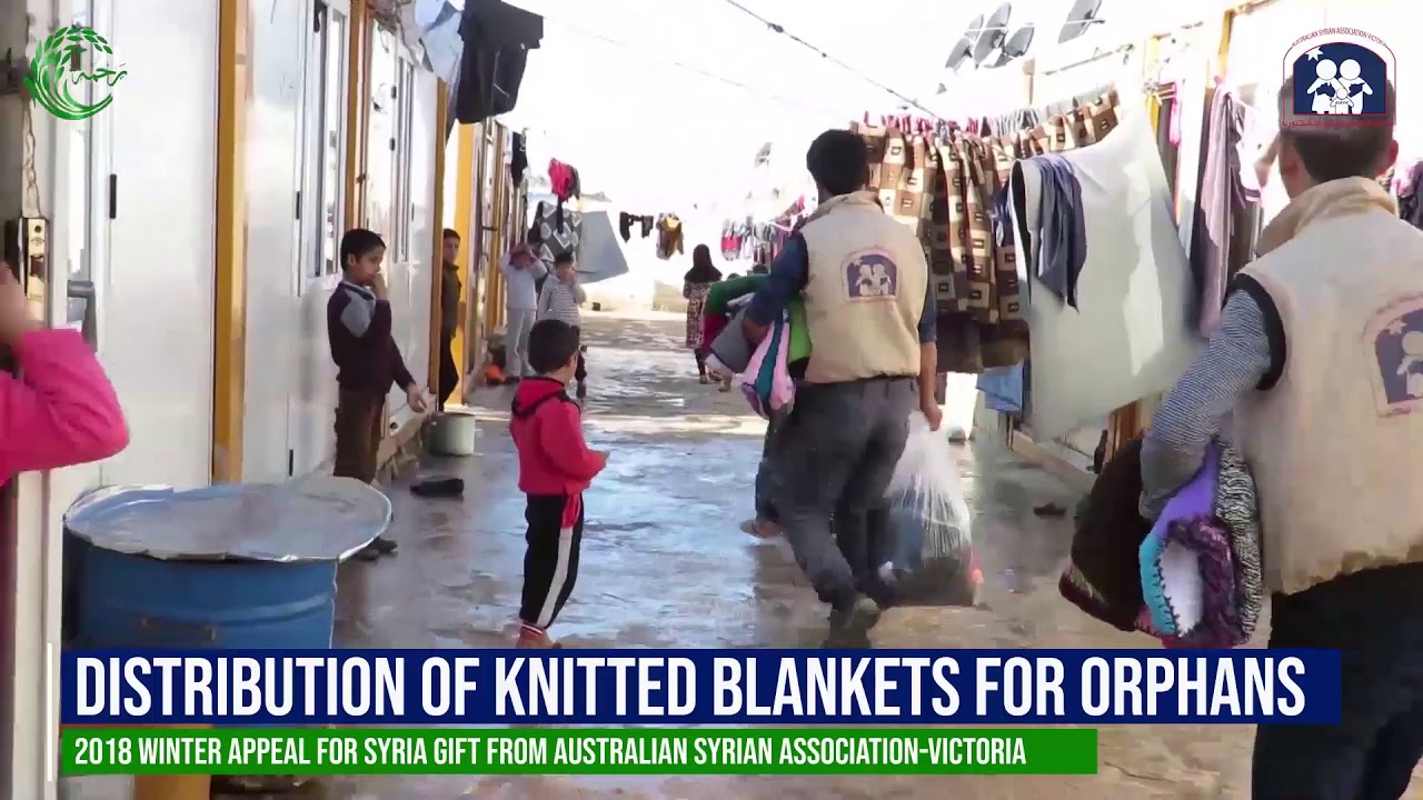 توزيع البطانيات والالبسة الشتوية في مخيم أمهات المؤمنين في ريف #ادلب الغربي