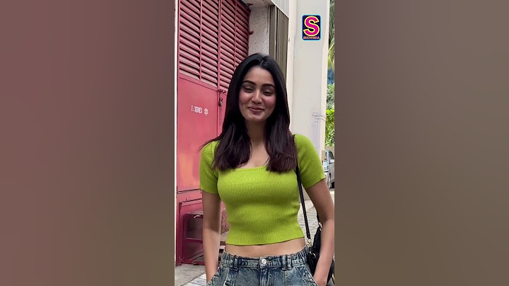Sana Makbul’s Shy Smile Says It All! Watch How She Handles The Paparazzi’s Cheeky Comment | N18S