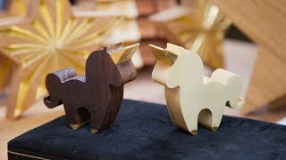 Einhorn Aus Walnuss Vergolden Mit 24 Karat Blattgold, Nussbaum Holz Rasch-Design.com Werbung