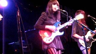 dum dum girls - teardrops on my pillow