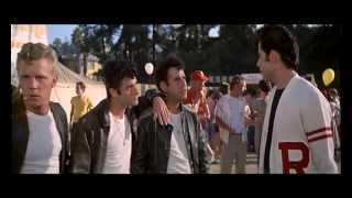 Grease  You&#39;re The One That I Want + We Go Together HD Intro Español