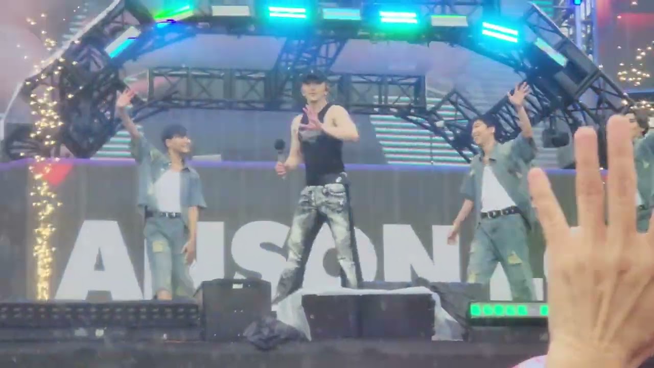 Hey Hey OK + 退場 Chaser[Fancam]| Anson Lo 盧瀚霆 | Waterbomb Singapore | Sentosa Siloso Beach 2025.08.31