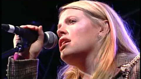 Natalie Maines ft. Bruce Robison & Kelly Willis - ...