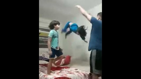 momentos papai quebrando a cama agosto 2020