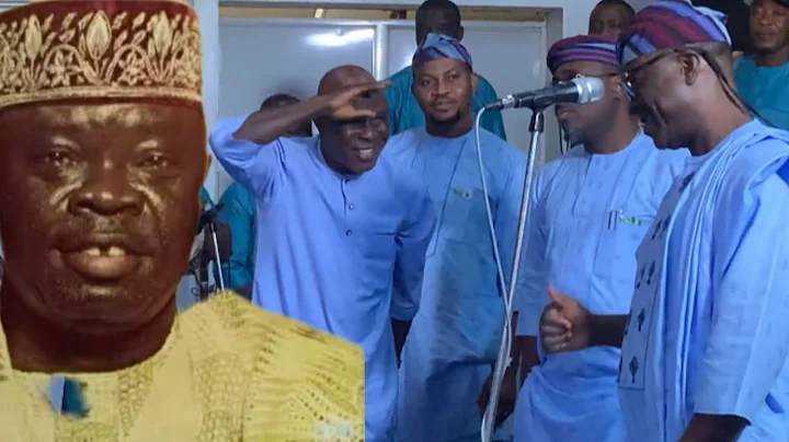 WATCH THE MOMENT HARUNA ISHOLA SON WASIU ISHOLA SURPRISE WASIU AYINDE LIVE ON STAGE 