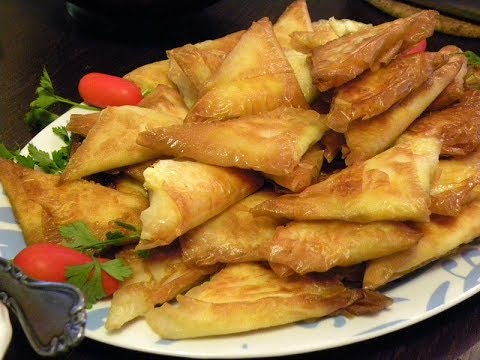 Tyropitakia Cheese triangles with feta