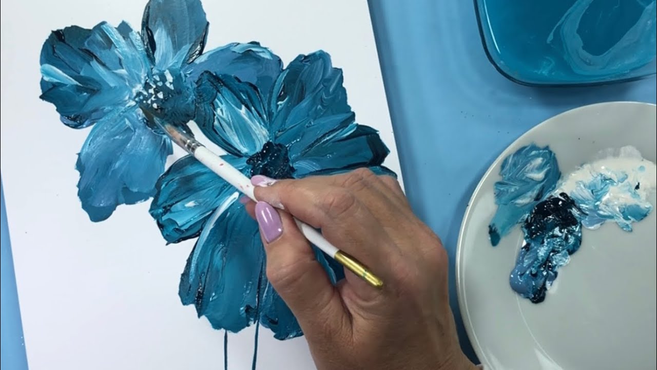 удивить себя! Закрасьте пятна, у вас получатся красивые цветы