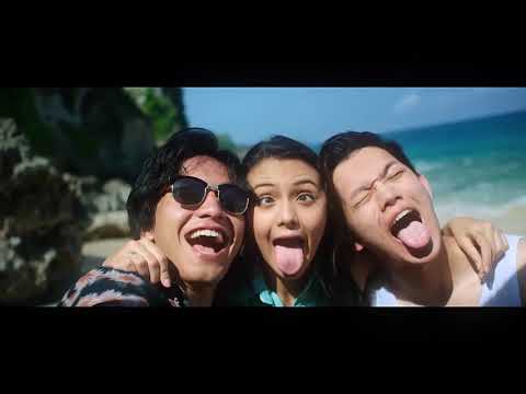 A  Aku, Benci & Cinta Official Trailer 2017 Film Indonesia HD