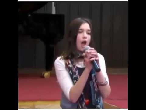 dua lipa when child singing