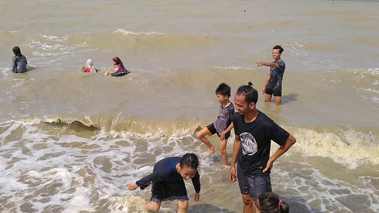 Pantai plentong sukra Indramayu..wisata murah - YouTube