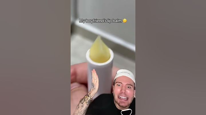 CRAZY LIP BALM HACK!😱 (follow for more!💗) #lipstick #lipgloss #beauty #beautyhacks #beautytips