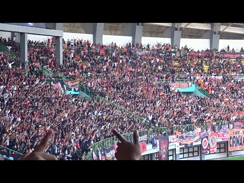 Aksi CURVA NORD PERSIJA di Laga Persija Jakarta vs Persis Solo | LIGA 1 2022/23