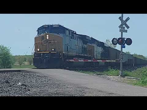 Eastbound CSX empty