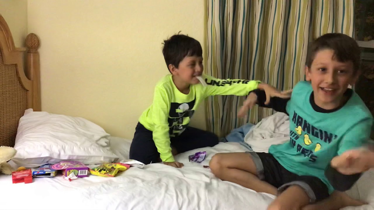 Balinhas estranhas dos EUA+bônus 