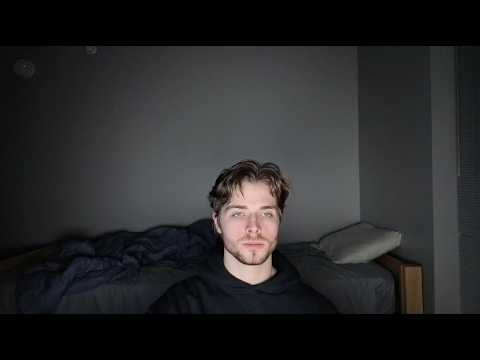 me, my bed and my phone. what a love triangle. thumbnail