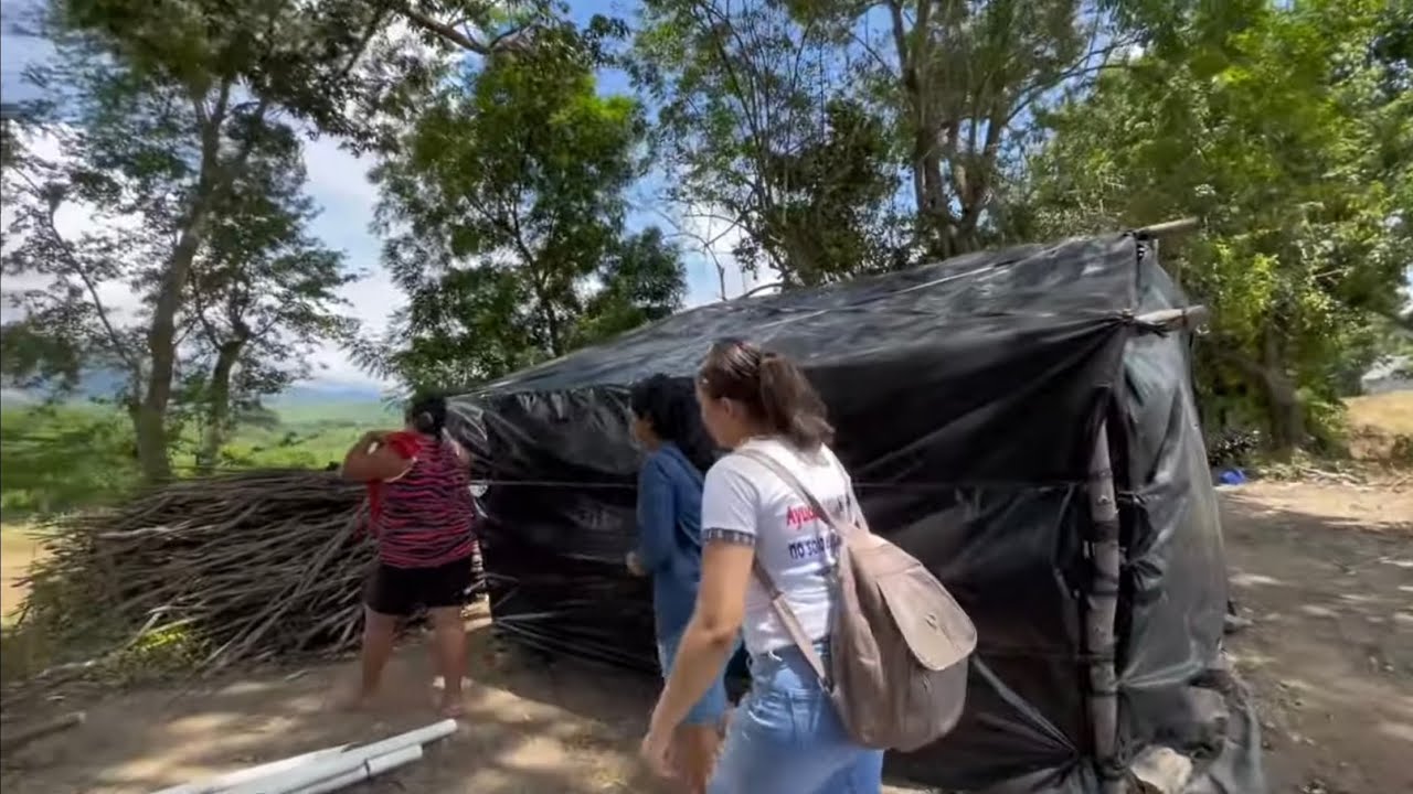 🔴Wow incredible aquí aquí vivirá una familia en extrema pobreza 😭 - YouTube