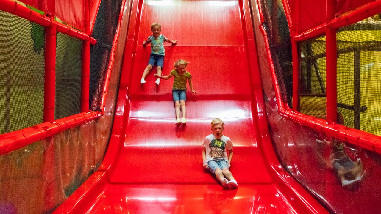 Busfabriken Indoor Playground Fun for Family and Kids (short and fast-paced edit) - YouTube