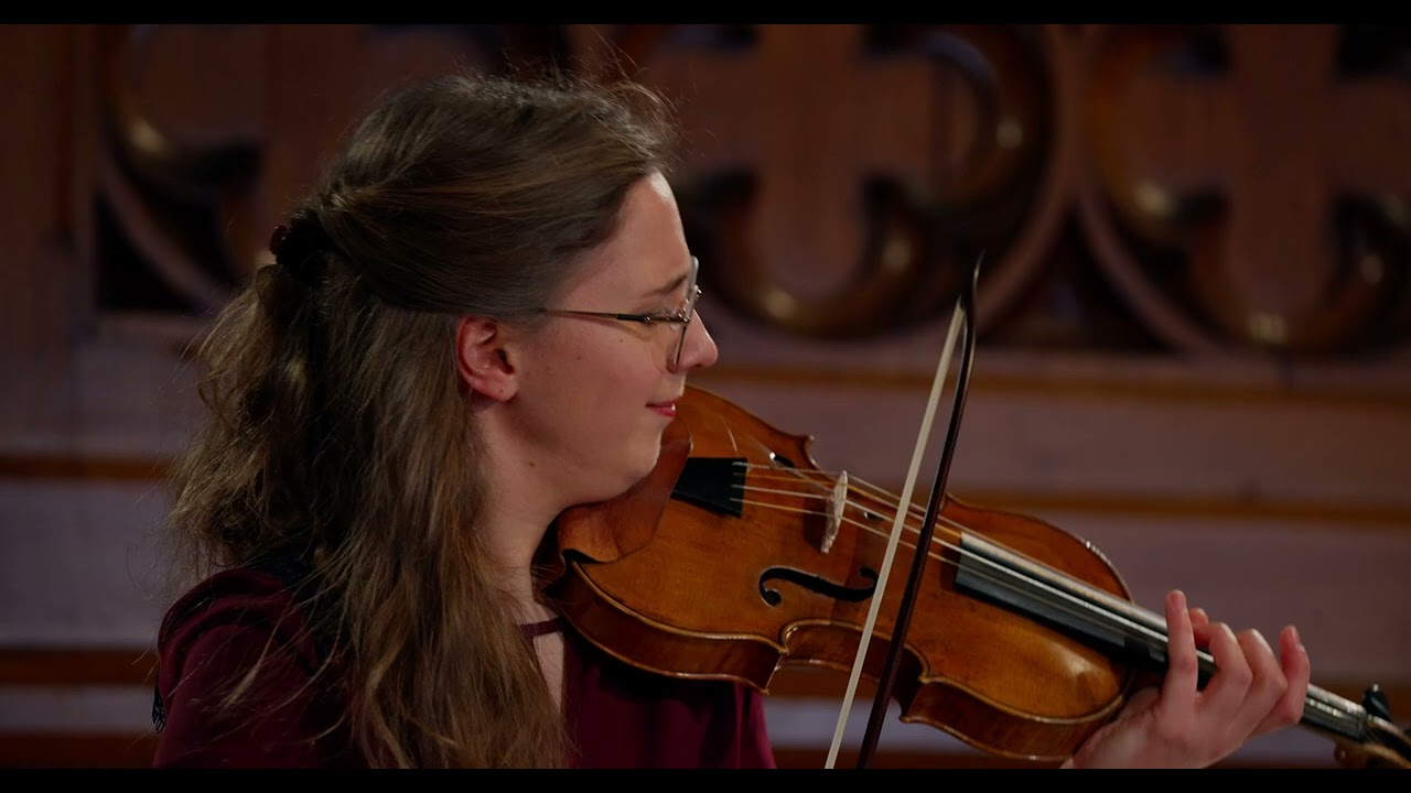 Arcangelo Corelli - Sonata op.5 no.3 Sophia Prodanova (baroque violin) Kristiina Watt - theorbo