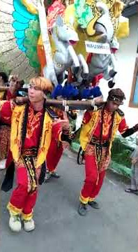 arak-arakan Darmajaya Abang Nausad