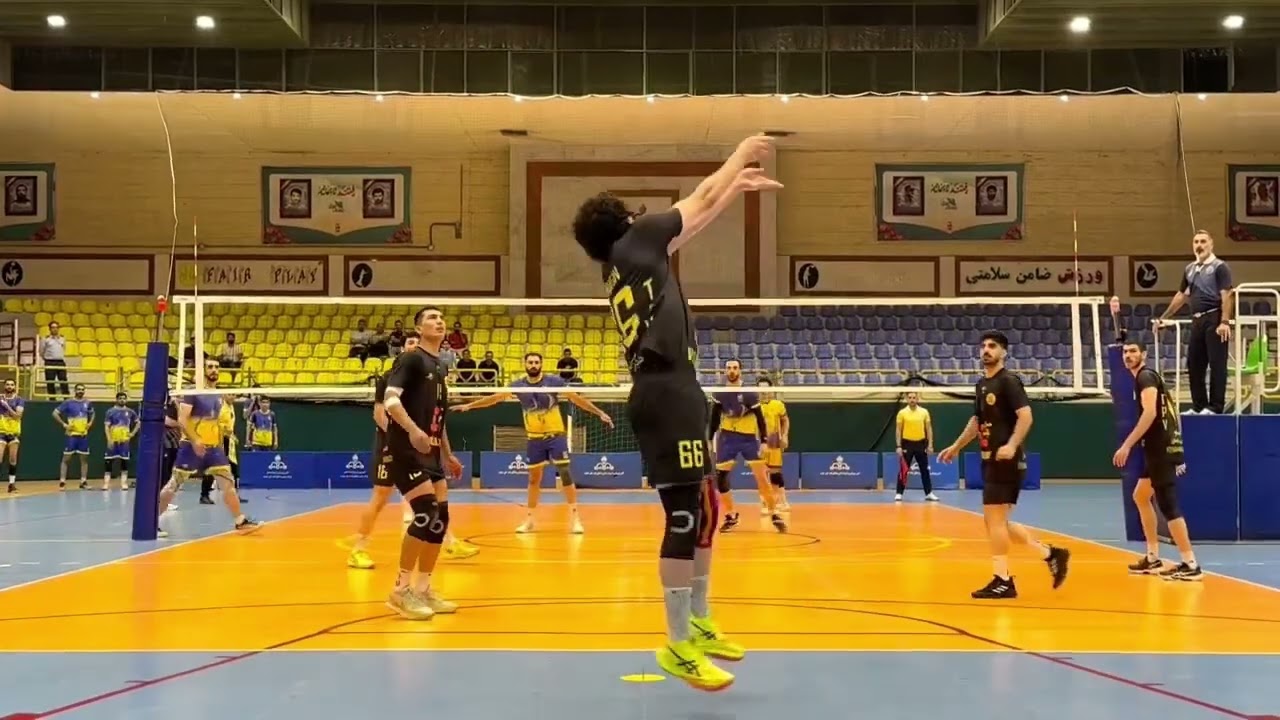 Mahdi Abhar number 19 position is outside hitter 