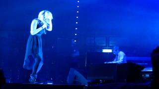 Emma Marrone - Acqua e ghiaccio @ Paladozza Bologna