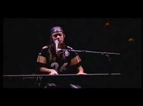 Download Alicia Keys Troubles live AMAZING PERFORMANCE!!!