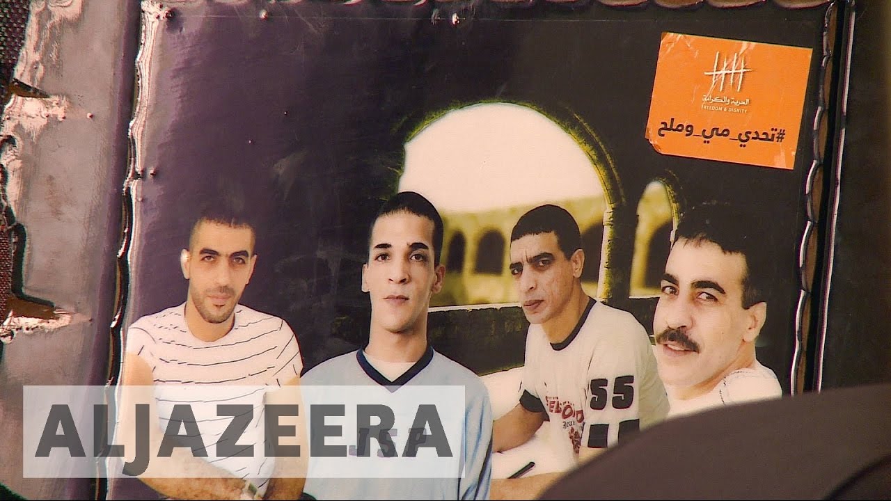 تخشى العائلات على حياة الأسرى الفلسطينيين المضربين عن الطعام