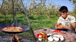 IRANIAN Country Cooking : The Most Famous IRANIAN Omelet Recipe In The Village