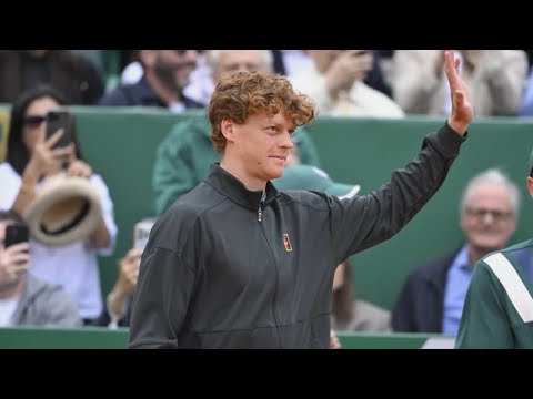 Video Sinner batte Alcaraz a Montecarlo: vince in 2 set e torna primo in Atp