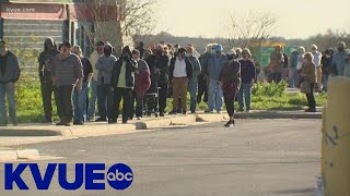 Long lines outside Austin COVID-19 vaccination site | KVUE