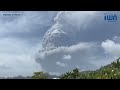 La Soufriere erupts (extended report)