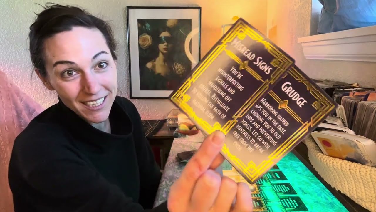 Clyde is still trying to scheme for money and Bonnie really needs to hide the truth about paternity.