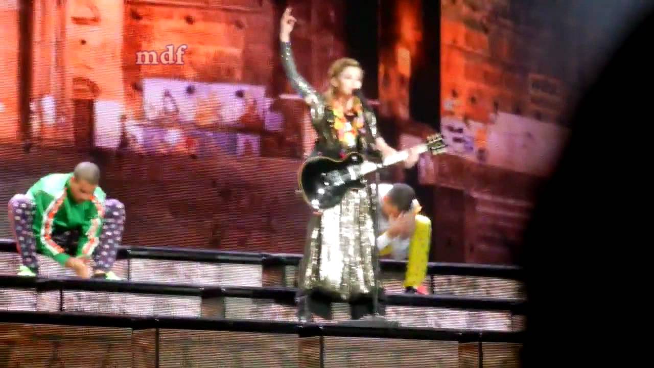 Madonna - THE MDNA Tour - I'm Sinner - Live in Istanbul Jun 7 2012 ...