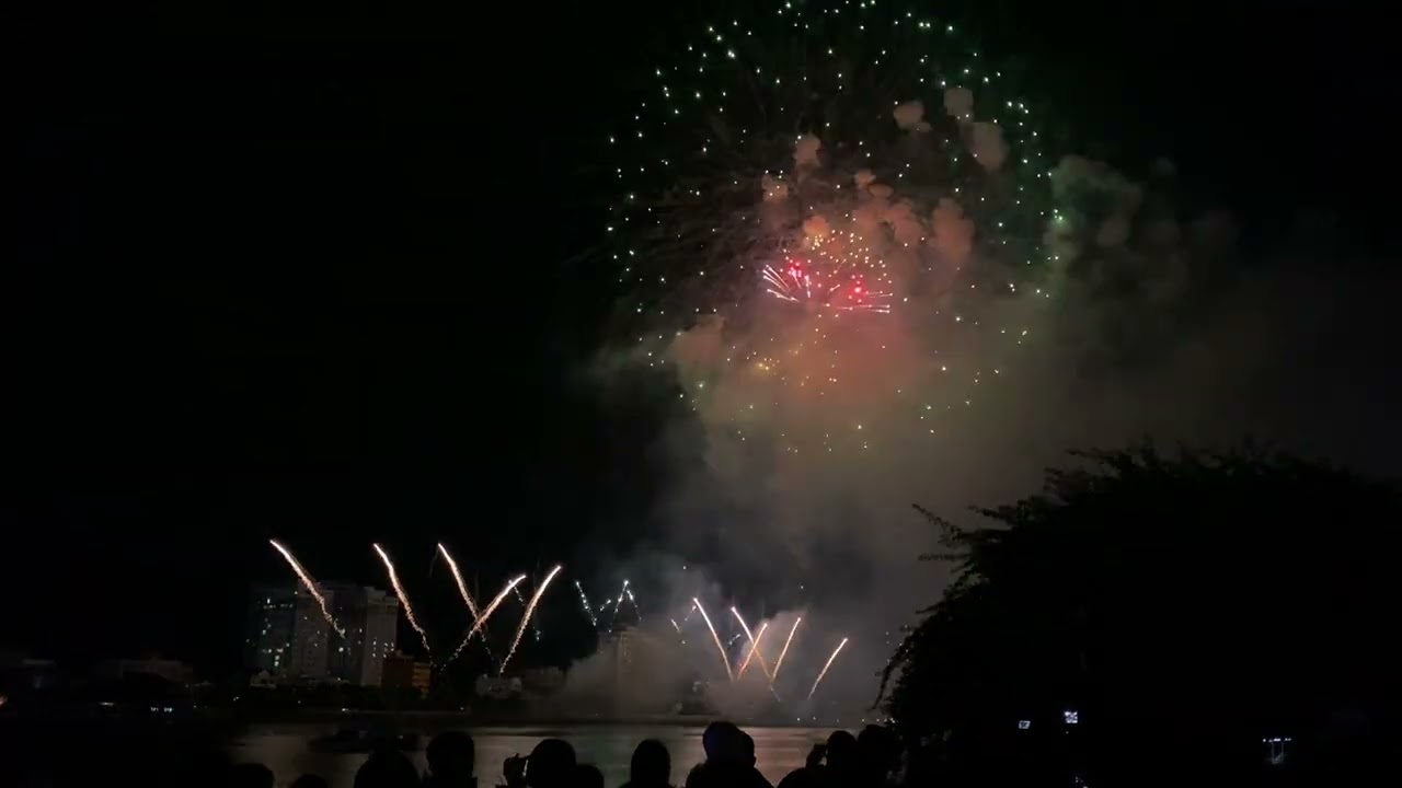 Lễ hội pháo hoa quốc tế Đà Nẵng 2025 (DIFF 2025) - Italia