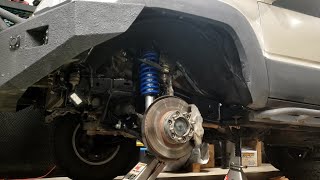 Toyota 4runner  4th gen  How To Decompress/Compress Spring and Replace Shock.